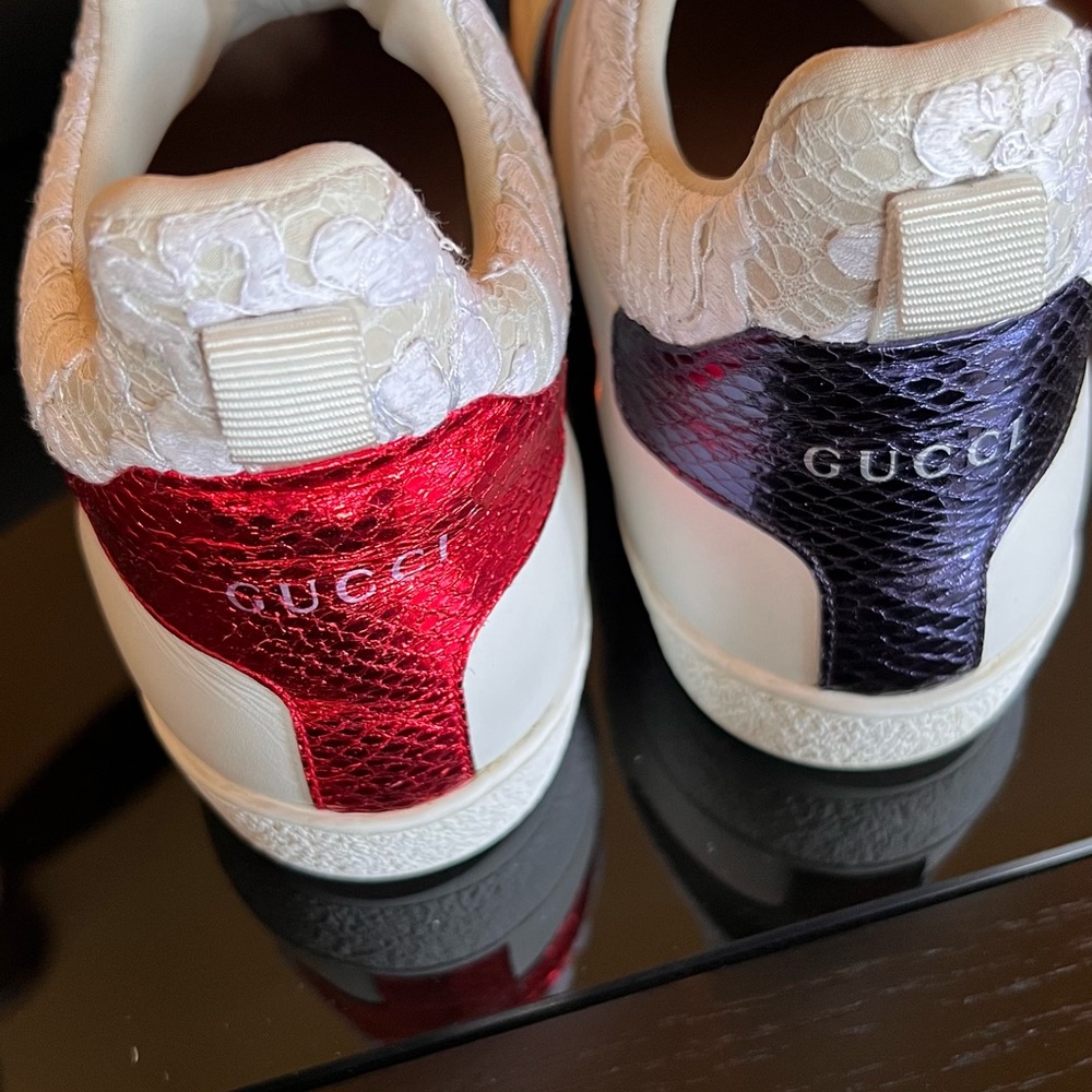 GUCCI 38 - White Sneakers with Red and Blue Accents